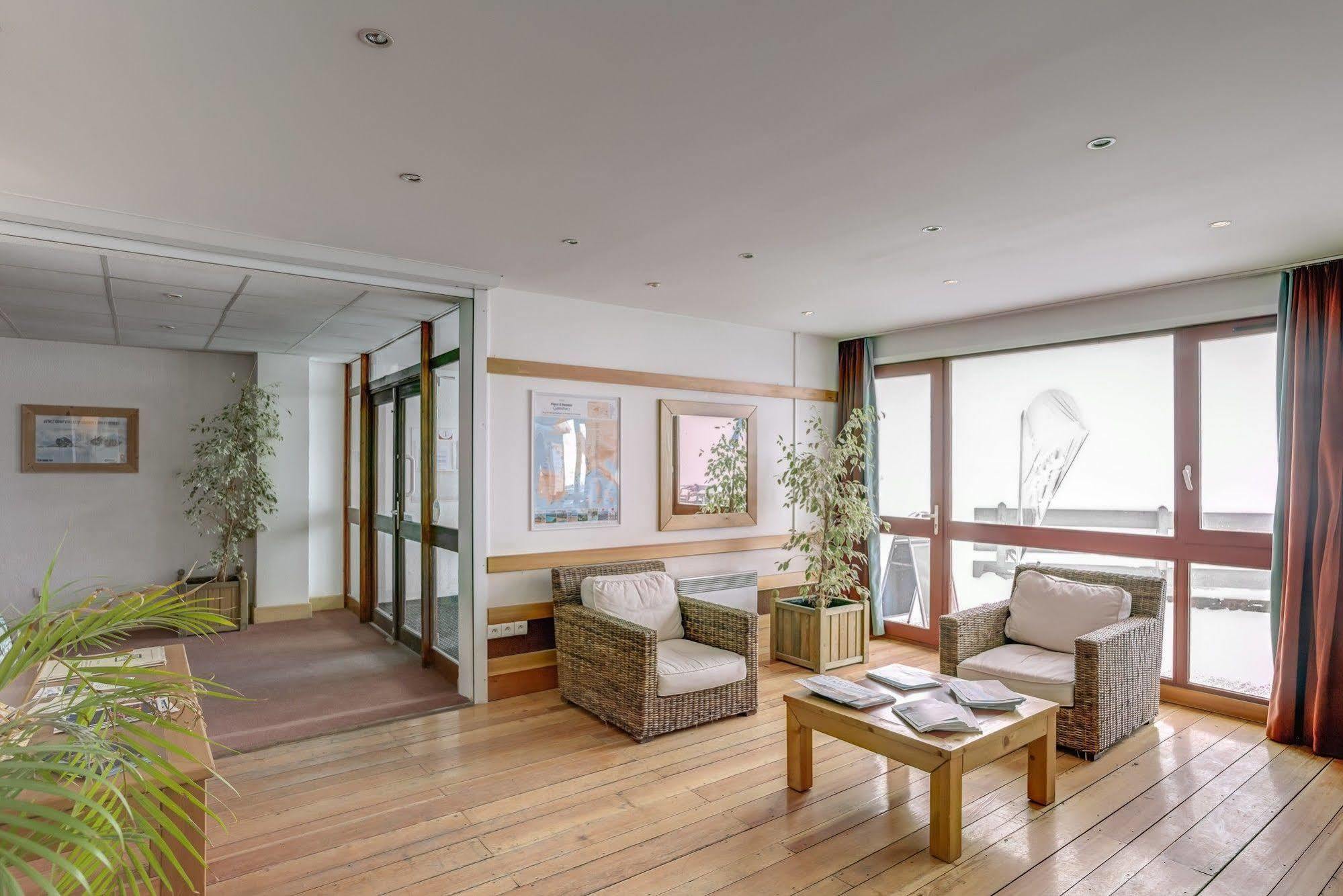 لا مونجي Pierre & Vacances Residence Le Montana المظهر الخارجي الصورة